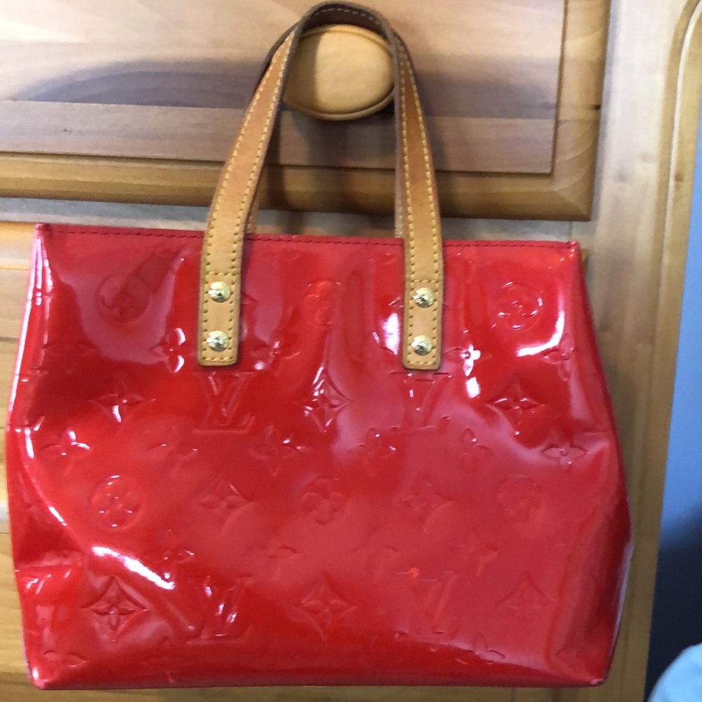 Louis Vuitton Reade Vernis Red - Picture 11 of 13